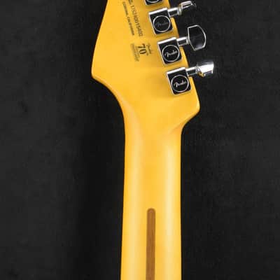 Immagine Fender American Professional II Stratocaster Thinline Transparent Surf Green Rosewood Fingerboard - 8