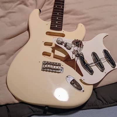 Squier MIJ Stratocaster 1985 - Olympic White image 16