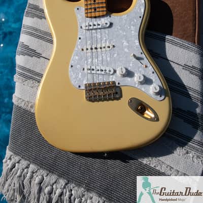 1994 Fender "Custom Edition" ST-57YM - FSR Gold Metallic - Yngwie Malmsteen Signature '57 Stratocaster - Made in Japan (FujiGen) - Pro Set Up w Perfect Frets/Action/Intonation! image 15
