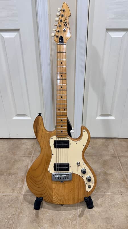 1982 Peavey T-15 – Made in USA – Natural – Serial #01002145 incl hard case