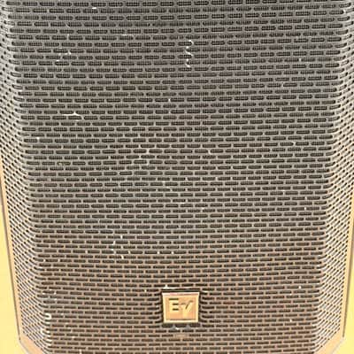 ZLX-12P Single 12" Two-Way Powered Loudspeaker 90 x 60 Degree Coverage Pattern image 4