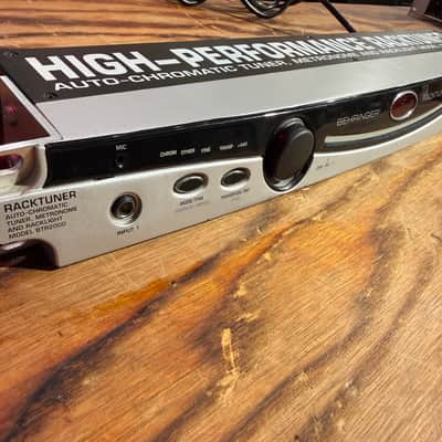 Behringer BTR2000 2-Channel High Performance Rack Tuner 2010s - Standard image 2