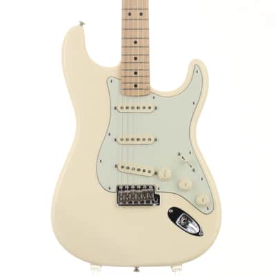 Fender Classic Series '70s Stratocaster | Reverb Canada