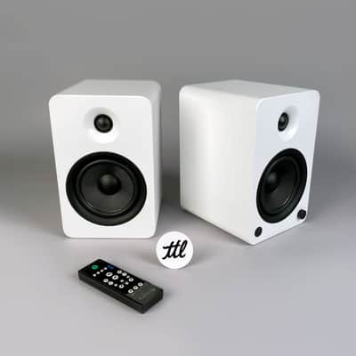 Kanto: YU6 Powered Bookshelf Speakers - Matte White (YU6MW) image 4