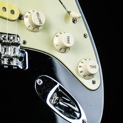 2007 Fender Classic Series '60s Stratocaster black image 7