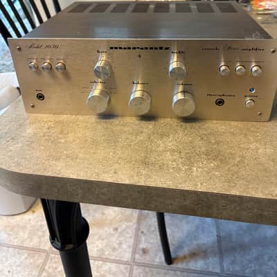 Marantz Model 1030 15-Watt Stereo Solid-State Integrated Amplifier