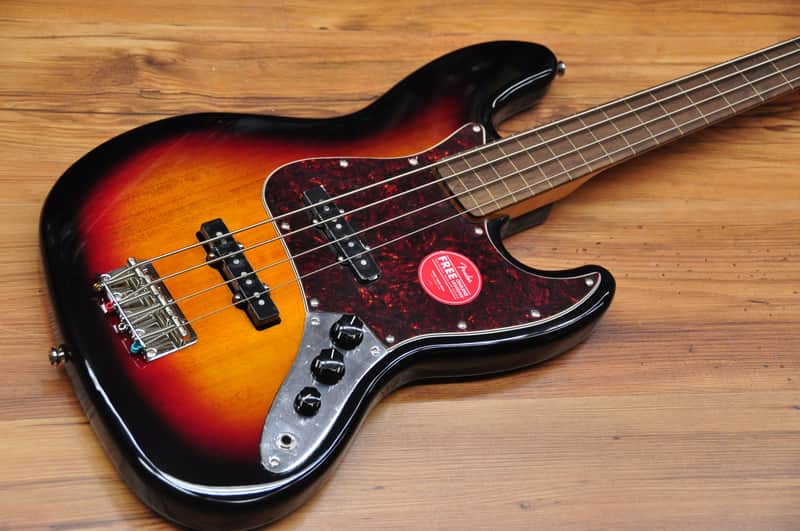 Squier  Classic Vibe 60's Jazz Bass Fretless 3 Tone Sunburst image 1
