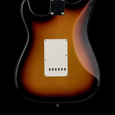 Fender Custom Shop Vintage Custom '62 Stratocaster NOS (2019) - 3-Color Sunburst #98874 with Original Hard Case image 2