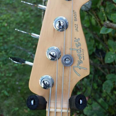 Fender Jazz Bass with hardshell fender case 2000 natural image 3