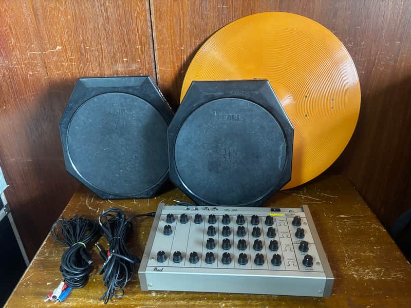 Pearl FM-8 Fightman Drum Synth Module w/ connect cable image 1