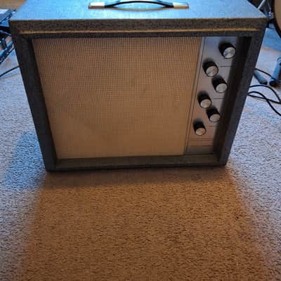 Silvertone Model 1482 5-Watt 1x12 Guitar Combo 1960s - Black image 1