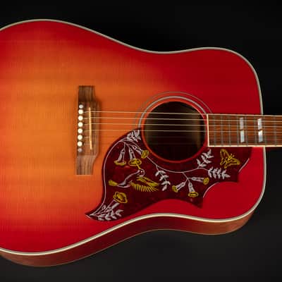 2014 Gibson Limited Edition Hummingbird Quilt - Heritage Cherry Sunburst | USA Bozeman Custom Dreadnought Acoustic Guitar L.R. Baggs Pickup | OHSC image 4