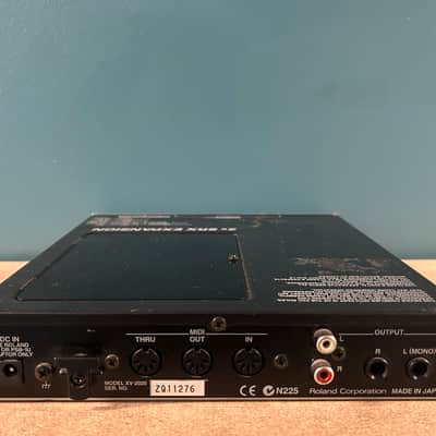 Roland XV-2020 image 2