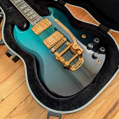 Gibson SG Supreme in Ultra Rare Emerald Burst Finish 2006 - with Case and Bigsby image 12