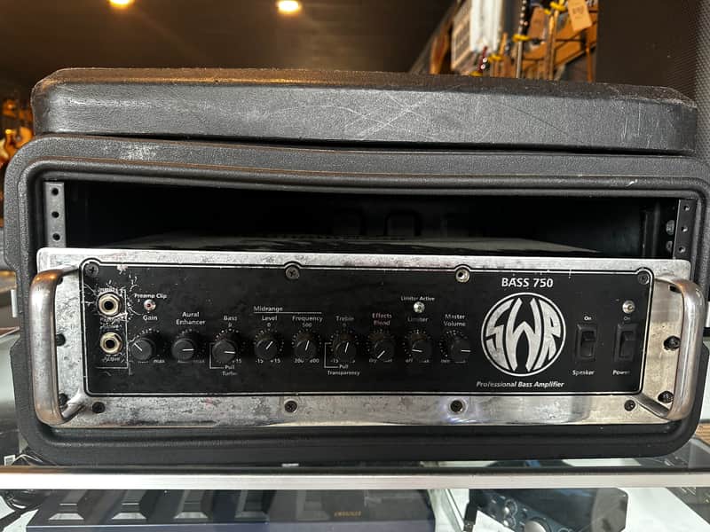 SWR 750 1990 - Silver & black image 1