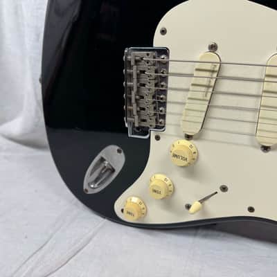 Fender ST-57 ST57 Stratocaster Guitar with Custom-ordered preamp - MIJ Made In Japan 1993 - 1994 - Black / Maple neck image 3