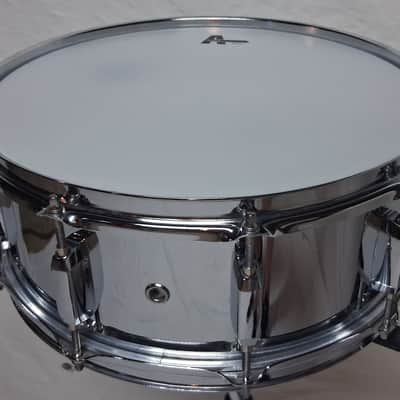Pearl 5.5x14" Chrome Over Steel Snare Drum - 10 Lugs - New Heads image 3