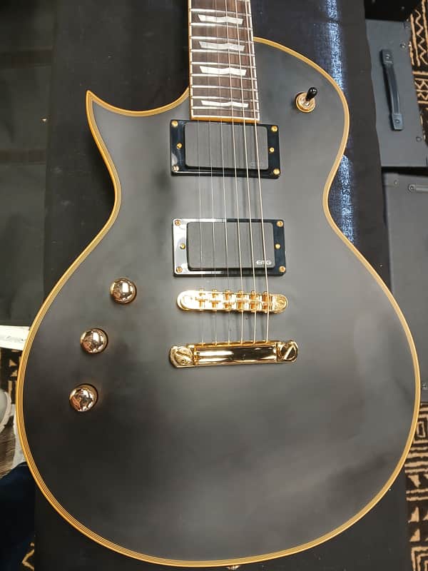 ESP LTD EC-1000 Left-Handed with Ebony Fretboard