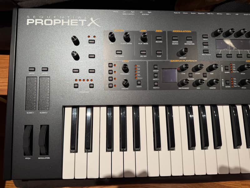 Sequential Prophet X 61-Key 16-Voice Polyphonic Synthesizer 2018 - Present Black image 1