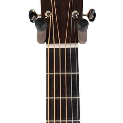 2026 Martin 000-18 Natural image 4
