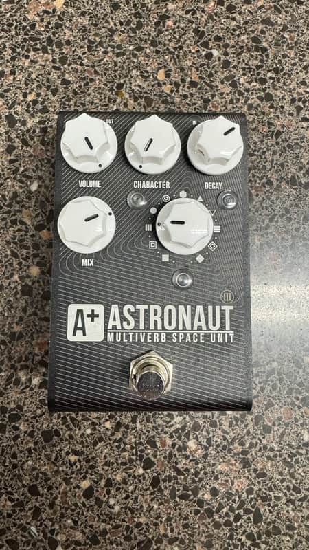 Shift Line Astronaut III