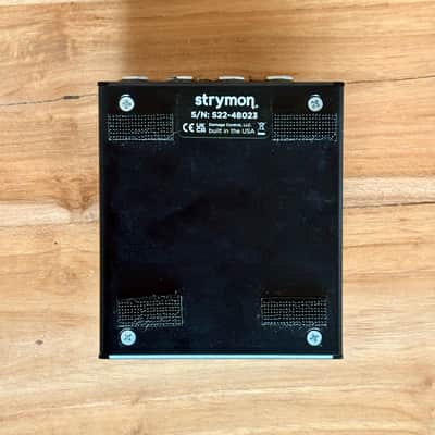 Strymon Flint Reverb and Tremolo V2 2022 - Present - Black image 3
