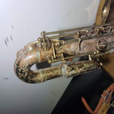 1934 BUESCHER TRUE TONE BARITONE SAX USA image 9