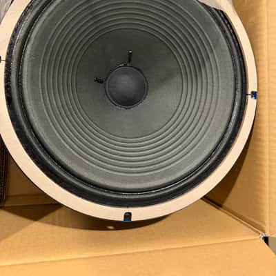Celestion Alnico Blue 2024-26 - Blue image 3