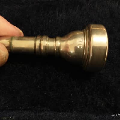 Vintage German made 'American Student' cornet image 9
