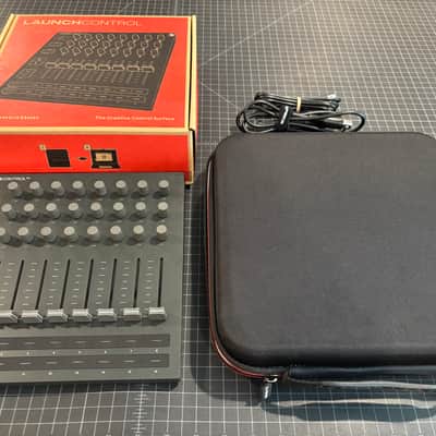 Novation Launch Control XL MK3 - MINT - w/ LTGEM Hard Case & Box