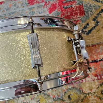 Ludwig Pioneer 14x5" 3-ply Snare Drum in Silver Sparkle - 1960s - No Badge or Vent Hole image 4