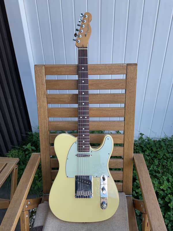 Fender American Standard Telecaster with Rosewood Fretboard 1988 - 1996 - Vintage White