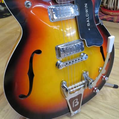 Burns Baldwin arch top 1968 - cherry sunburst image 2