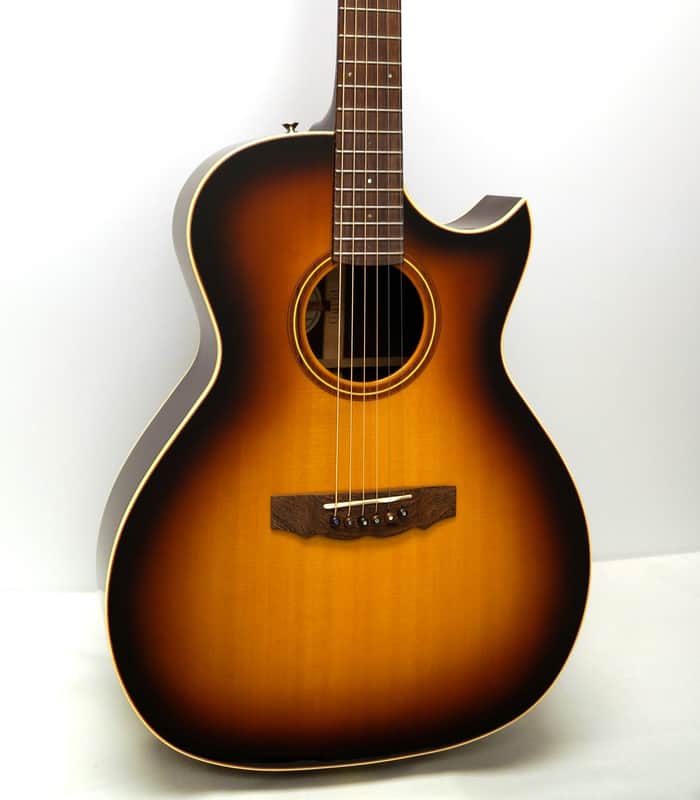 Guild CV-1 アコースティックギター ハードケース付き Guild CV-1C Contemporary Series F-40 Cutaway Acoustic-Electric