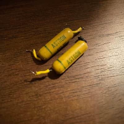 Matched Pair Vintage Astron .022 uf 400v Mustard Tone Capacitors TEST .023 #A image 3
