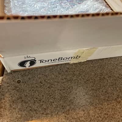 Tonebomb Fender Style Telecaster 2 piece ash tele body Marbled Italian paper top image 7