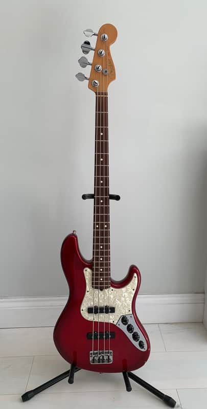 Fender American Deluxe Jazz Bass with Rosewood Fretboard 1995 - 1998 - Crimson Burst image 1
