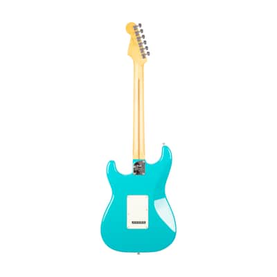 2022 Fender American Professional II Stratocaster Miami Blue, US2103XXXX image 3