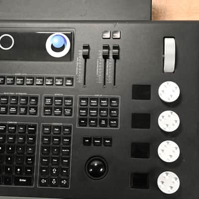 Strand Lighting NEO Lighting Control Console CG00XB4 image 2