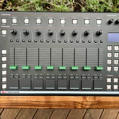 ISLA S2400 & Walnut Wood Curry Console & Decksaver - 12bit Sampler - EMU SP12 - SP 1200 - Akai S612 - S700 image 2