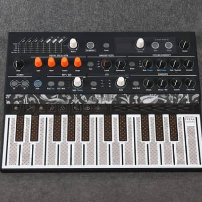 Arturia MicroFreak Synthesizer - 2nd Hand image 2