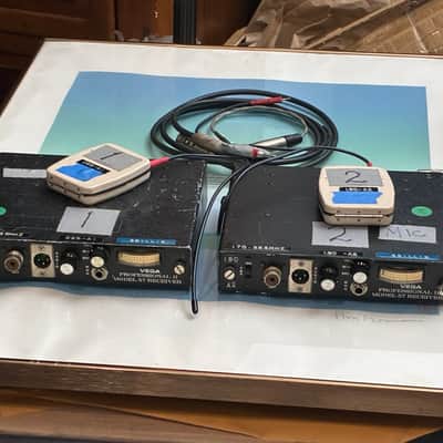 Vega Professional II Model 57 Wireless Mic System Lot 1973 image 4