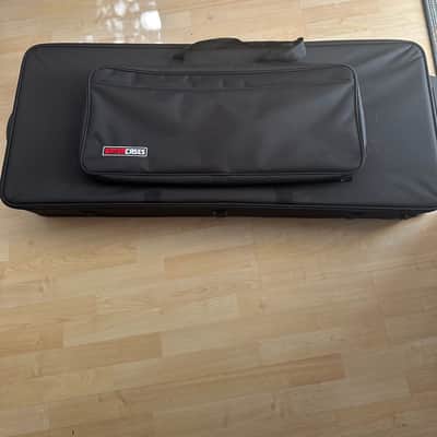Gator GK-61-GK Semi-Rigid Lightweight 61-Key Keyboard Case 2010s - Black image 1