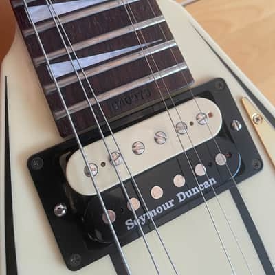 Jackson Pro Series RR5 Rhoads 2003 - 2009 - Ivory with Black Pinstripes image 5