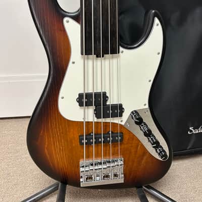 Sadowsky MetroLine 21-Fret Vintage Fretless P/J 5-String Bass Swamp Ash Body - Almond Sunburst Transparent Satin image 2