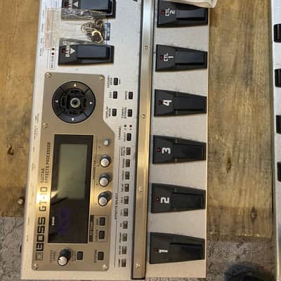 (2 Pieces) Boss GT-10 Guitar Effects Processor 2008 - 2012 - Silver (NON-FUCTIONING FOR PARTS) image 3