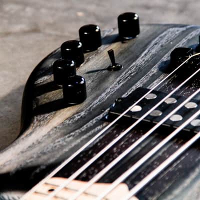 Mayones Viking 2022 antique black image 8