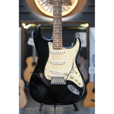 2006 Fender VG Stratocaster black image 1
