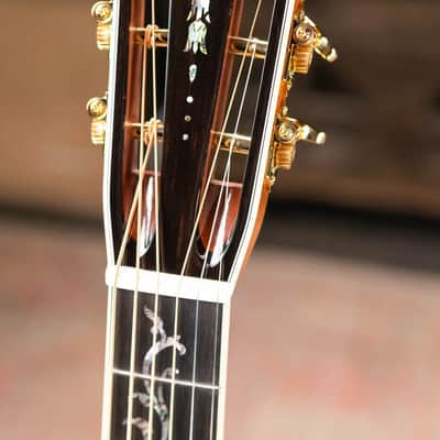 Martin Custom Shop 00 12-Fret Acoustic Guitar - Exceptional Broad Figured Koa with Hardshell Case image 6