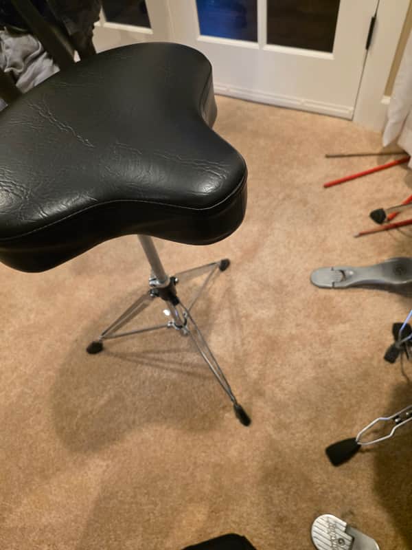 Gibraltar Drum Throne 6608 with Adjustable Height Motorcycle-Style Seat image 1